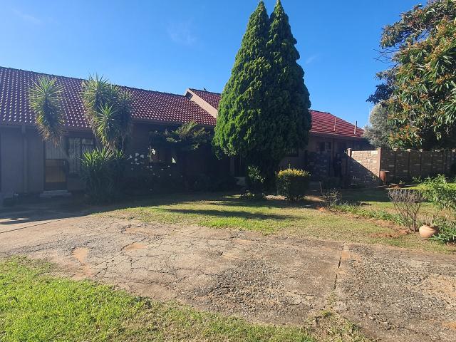 4 Bedroom House in Rensburg