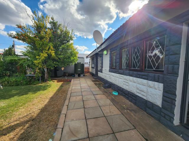 4 Bedroom House in Rhodesdene
