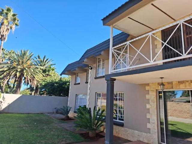 4 Bedroom House in Rhodesdene
