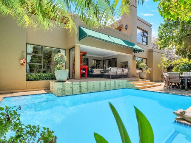 4 Bedroom House in River Club