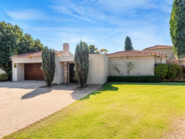 4 Bedroom House in River Club