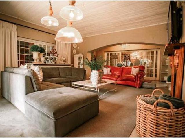 4 Bedroom House in River View