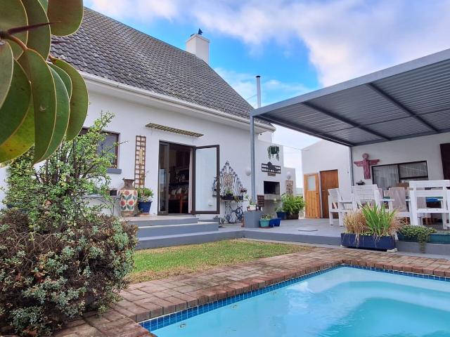 4 Bedroom House in Riversdale