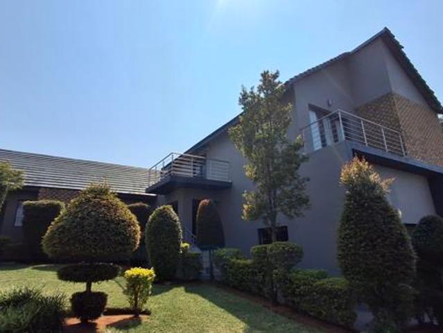 4 Bedroom House in Riverside Park