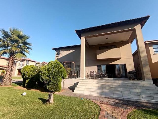 4 Bedroom House in Risiville