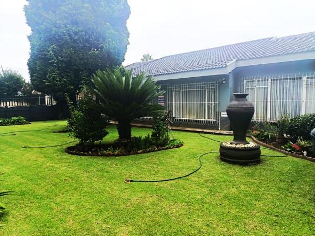 4 Bedroom House in Risiville