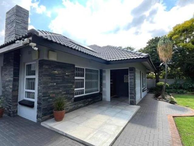 4 Bedroom House in Risiville