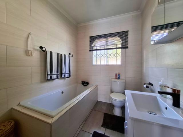 4 Bedroom House in Risiville
