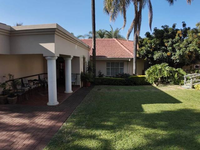 4 Bedroom House in Bo dorp