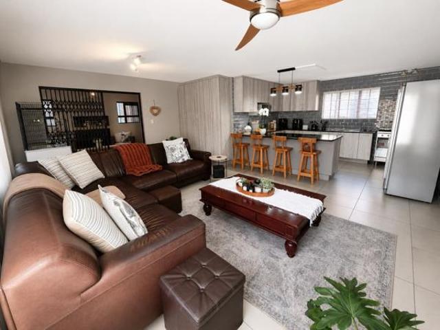 4 Bedroom House in Rustenburg Central