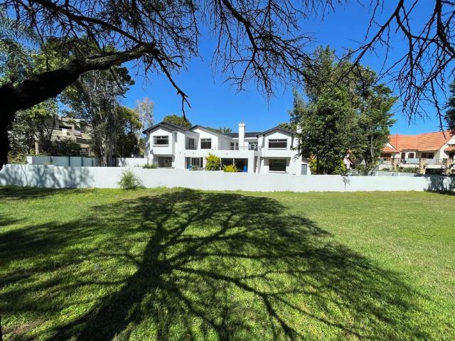 4 Bedroom House in Woodhill