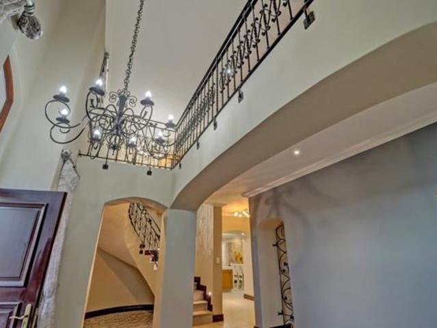 4 Bedroom House in Woodhill Golf Estate