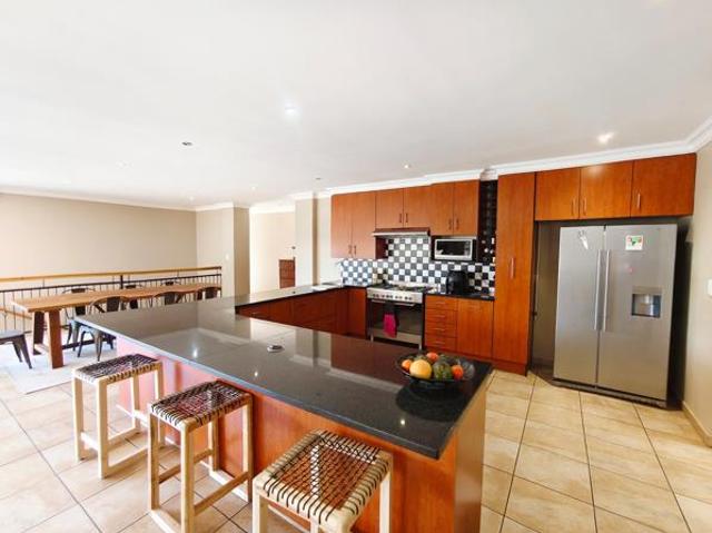 4 Bedroom House in Woodland Hills Wildlife Estate