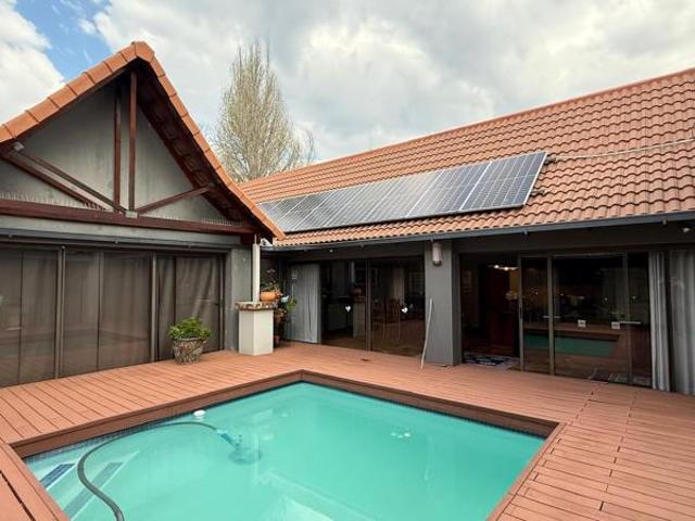 4 Bedroom House in Woodland Hills Wildlife Estate