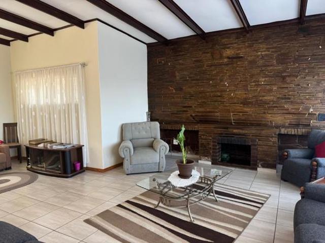 4 Bedroom House in Woodlands