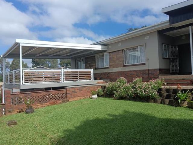 4 Bedroom House in Woodlands