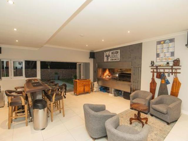 4 Bedroom House in Woodlands