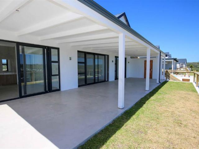 4 Bedroom House in Woodlands