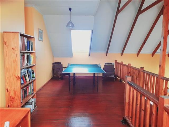4 Bedroom House in Worcester West
