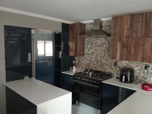 4 Bedroom House in Waterval East
