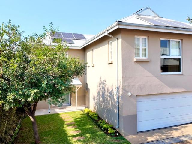 4 Bedroom House in Waterval East