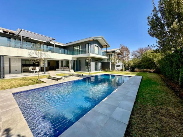 4 Bedroom House in Waterfall Country Estate