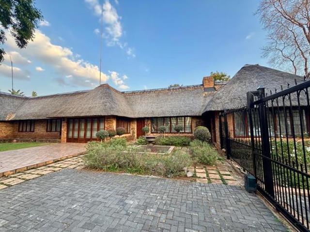 4 Bedroom House in Waterkloof