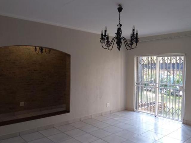 4 Bedroom House in Waterkloof