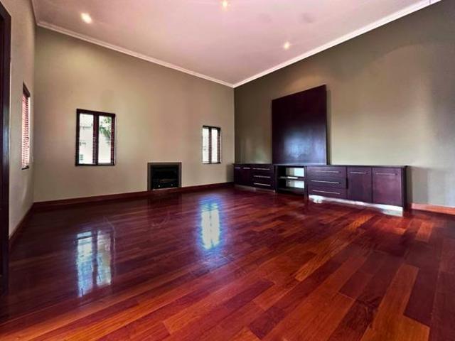 4 Bedroom House in Waterkloof