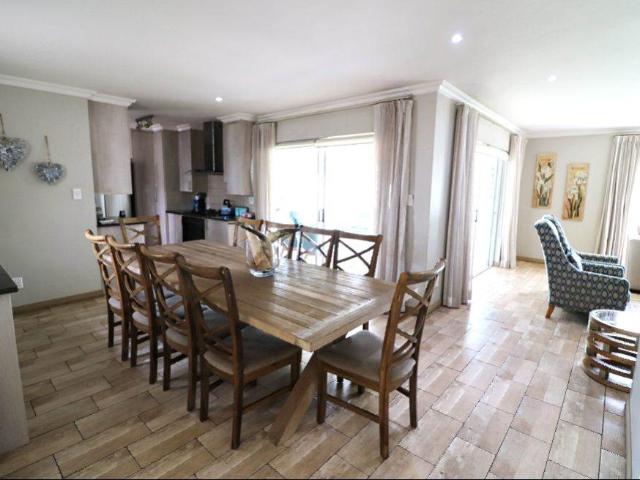 4 Bedroom House in Waterkloof Park