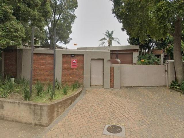 4 Bedroom House in Waterkloof Ridge
