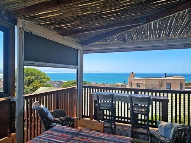 4 Bedroom House in Wavecrest