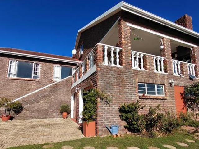 4 Bedroom House in Wavecrest