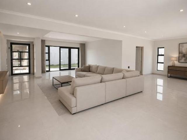 4 Bedroom House in Waverley
