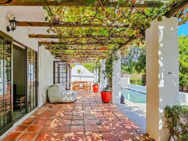 4 Bedroom House in Wellington Central