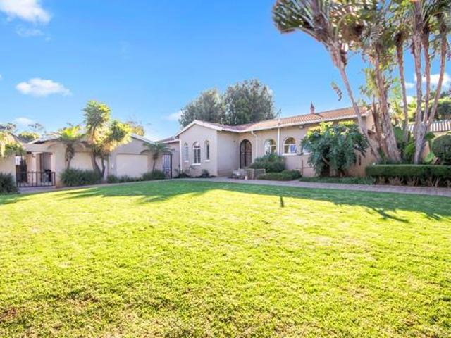 4 Bedroom House in Weltevreden Park