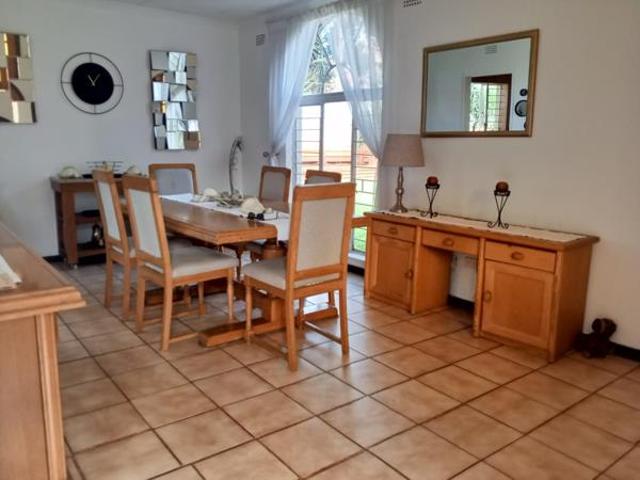 4 Bedroom House in Weltevreden Park
