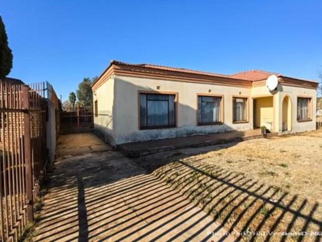 4 Bedroom House in Welverdiend