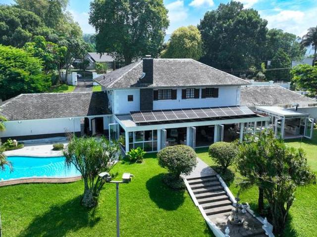 4 Bedroom House in Wembley