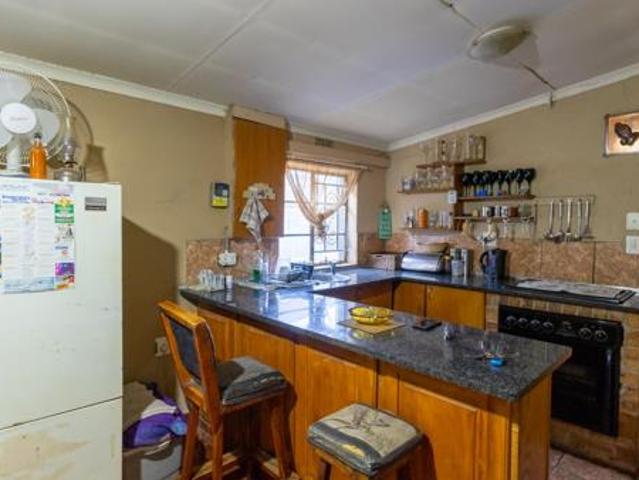 4 Bedroom House in Wentworth Park
