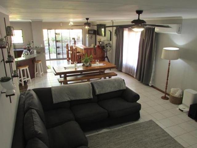 4 Bedroom House in West Acres Ext 13