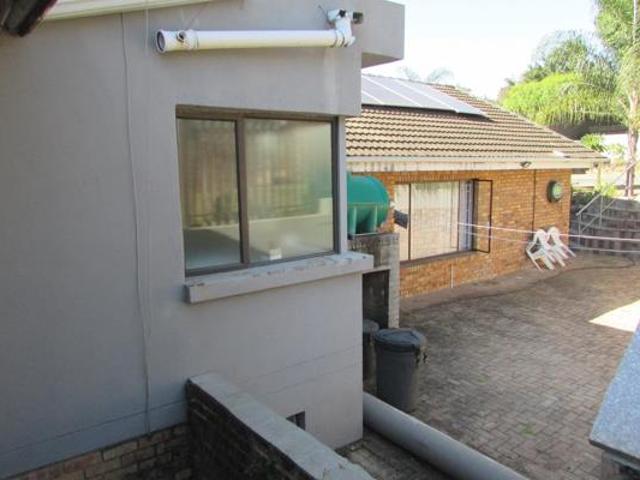 4 Bedroom House in West Acres Ext 13