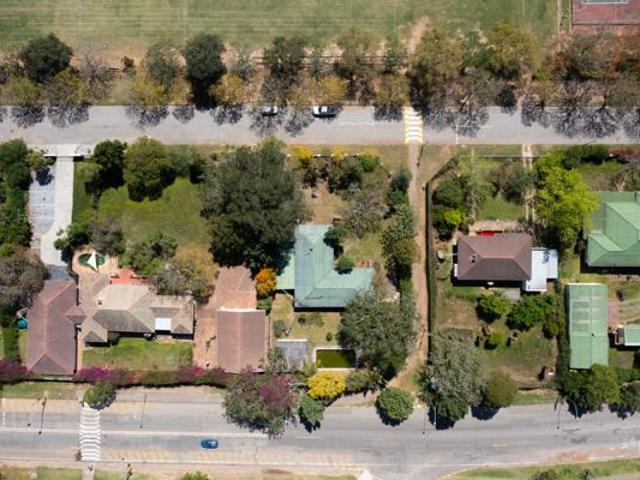 4 Bedroom House in West Hill