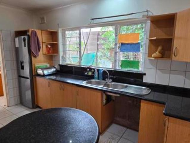 4 Bedroom House in Westbrook