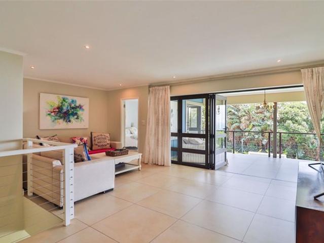 4 Bedroom House in Westbrook