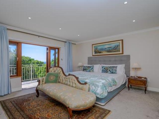 4 Bedroom House in Westbrook