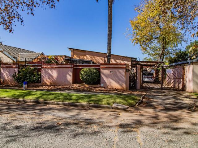 4 Bedroom House in Westdene