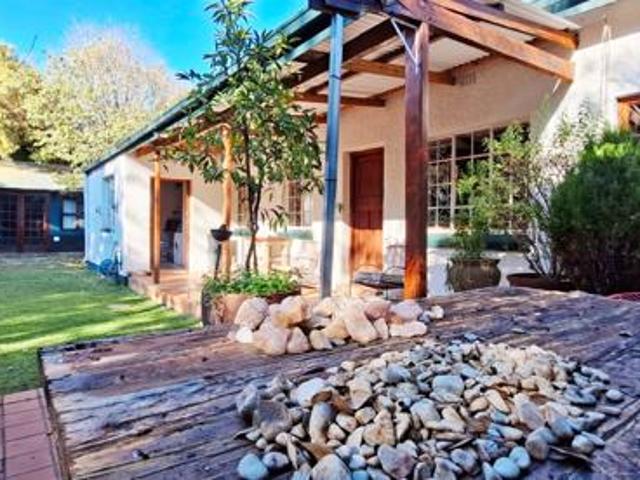 4 Bedroom House in Westdene