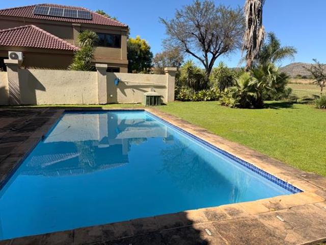 4 Bedroom House in Westlake Country & Safari Estate