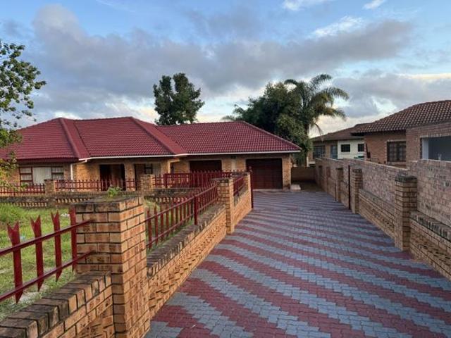 4 Bedroom House in White River